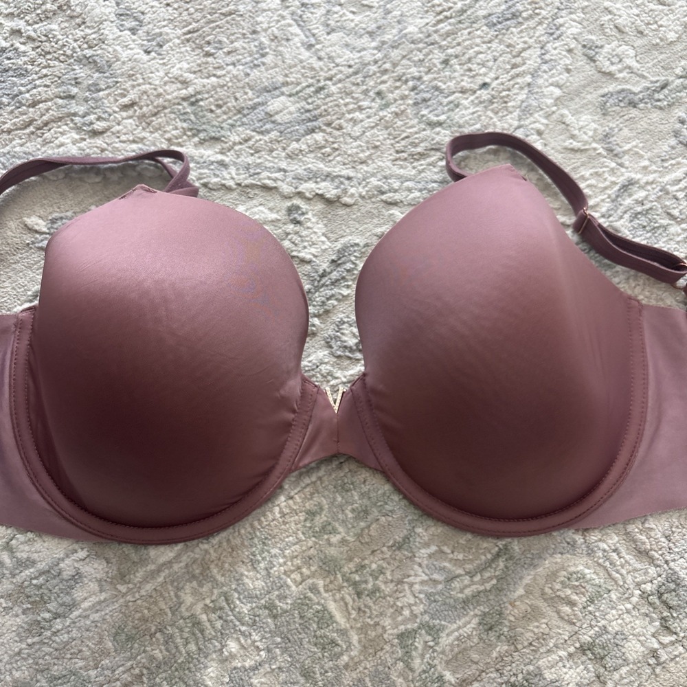 Victoria's Secret Lined Perfect Coverage Bra Size 38DDD Mauve Underwire